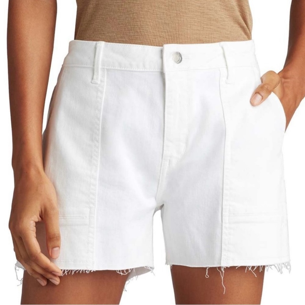 Sale! $168 JOE'S JEANS Women’s Raw-Edge Utility Shorts White color Size 26